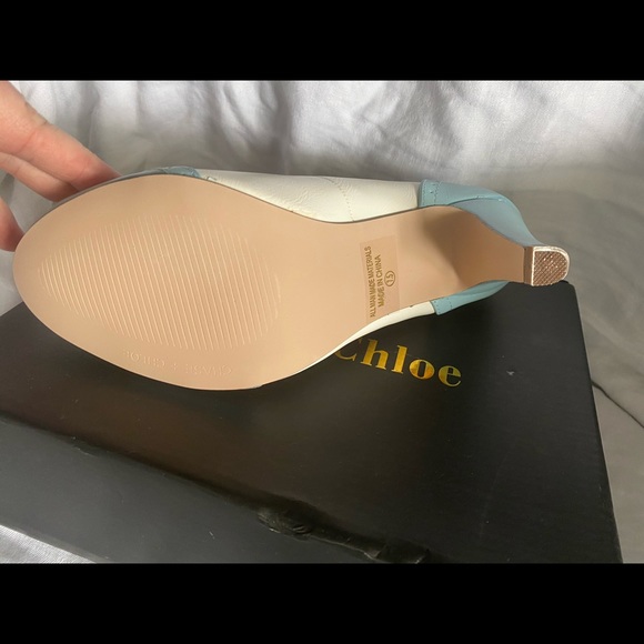 Shoes - Picture 3 of 4